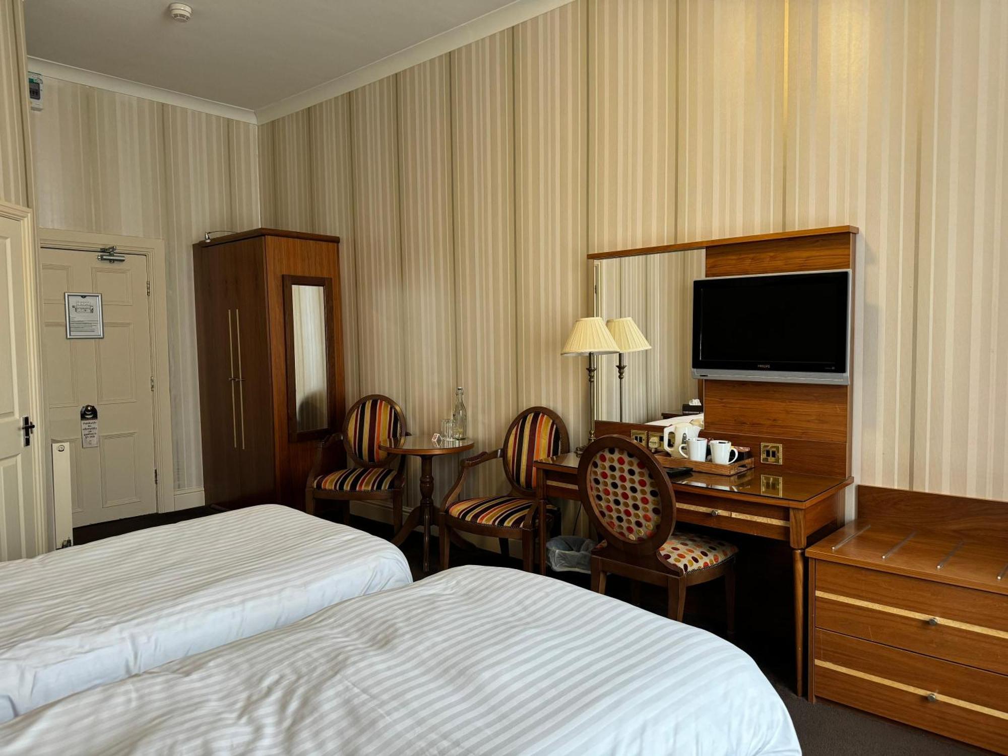 Tre-Ysgawen Hall & Spa 兰盖夫尼 外观 照片