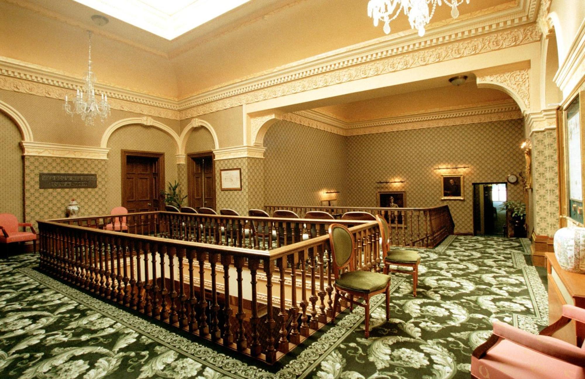 Tre-Ysgawen Hall & Spa 兰盖夫尼 外观 照片