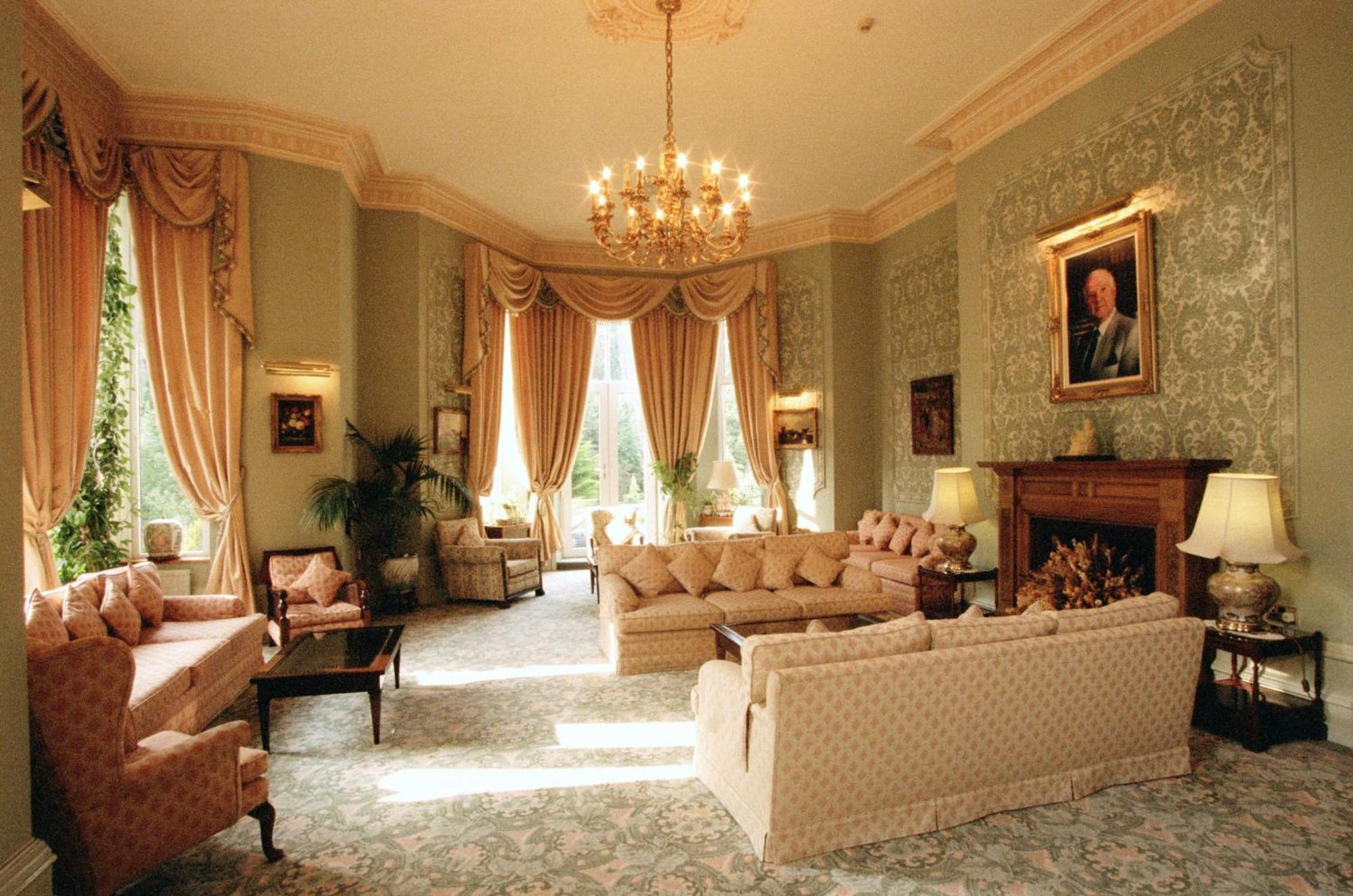 Tre-Ysgawen Hall & Spa 兰盖夫尼 外观 照片